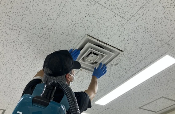 空調設備の最適な環境整備を制気口清掃で実現